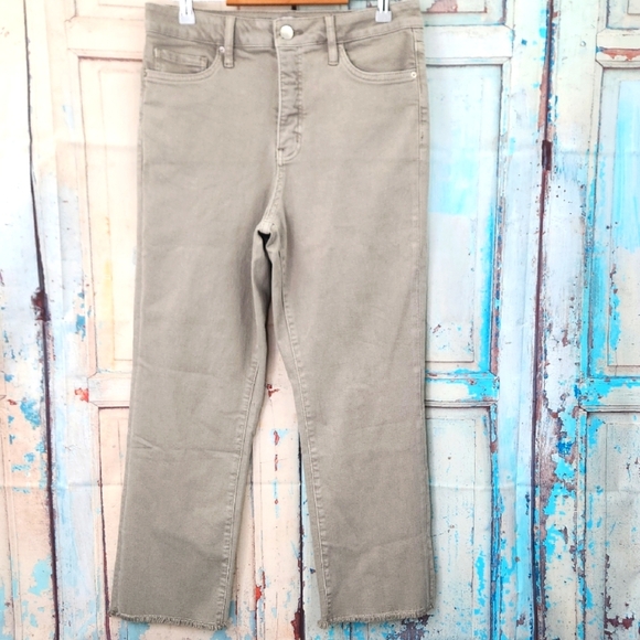 RFM Los Angeles High Rise Cropped Raw Hem Jeans - Picture 1 of 8